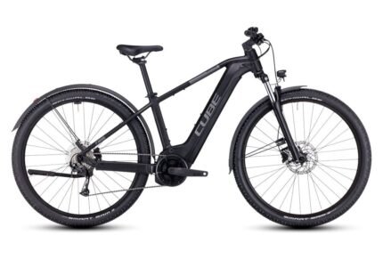 VTT Électrique Semi-Rigide Cube Reaction Hybrid Performance 500 Allroad Shimano Alivio 9V 500 Wh 29″ Noir 2023