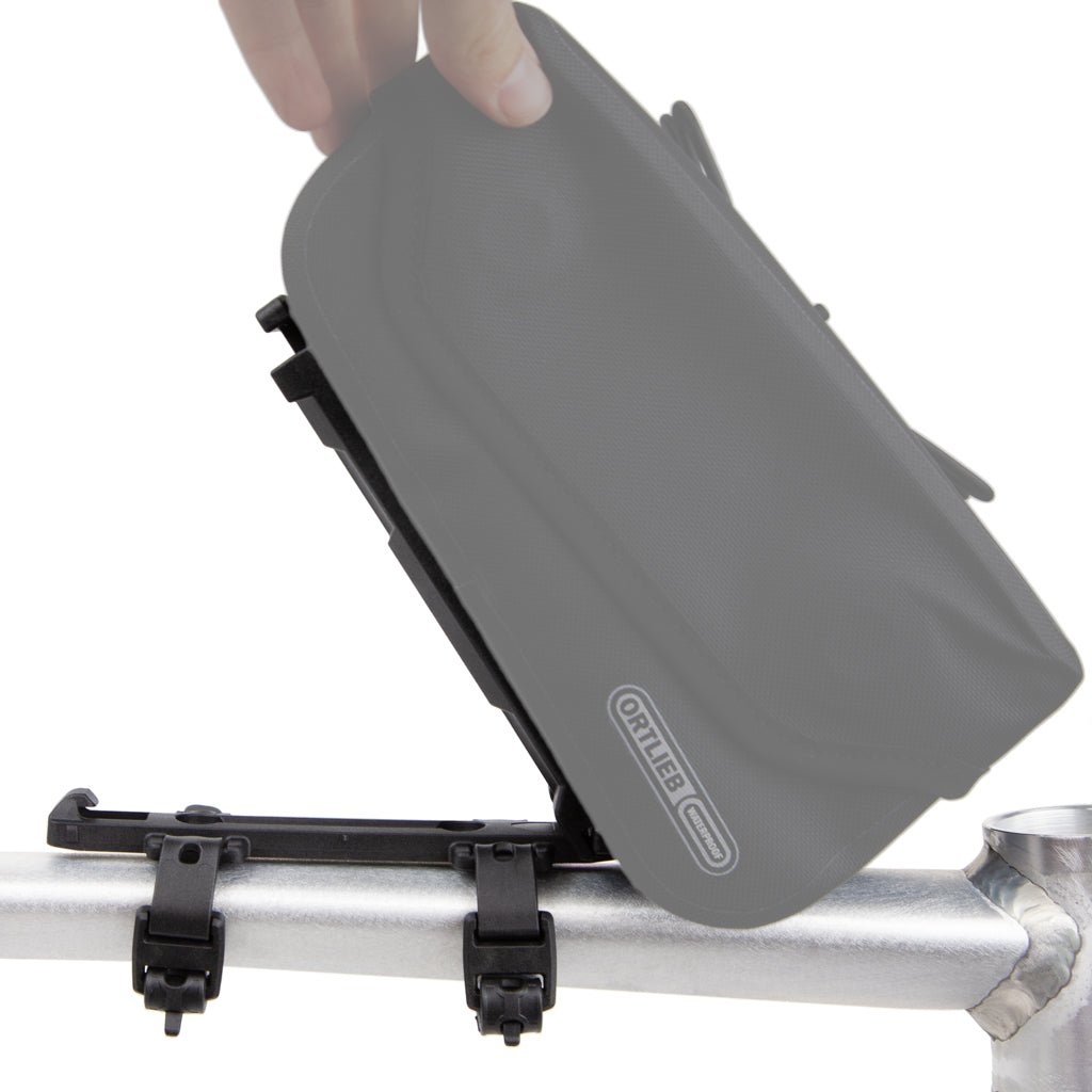 fixation-Ortlieb-pour-sacoche-toptube-1